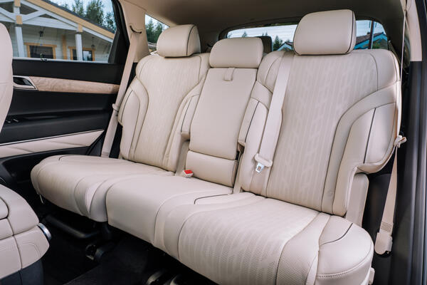 Горячий кроссовер Genesis GV80